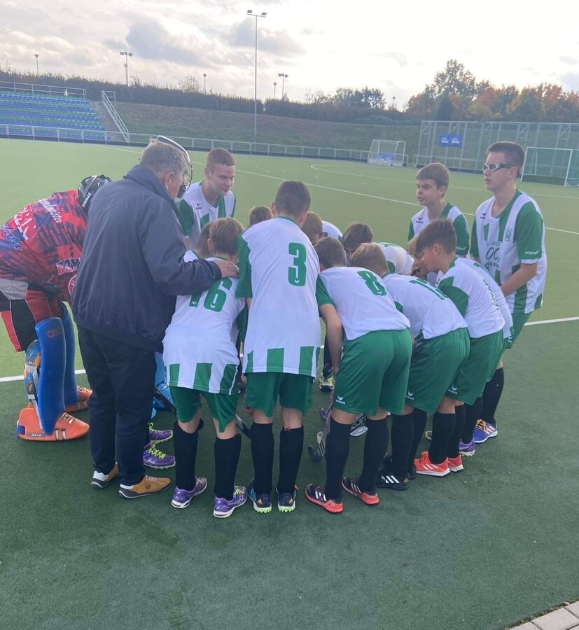 Juniorzy młodsi KS Warta wygrywają z WKS Grunwald!