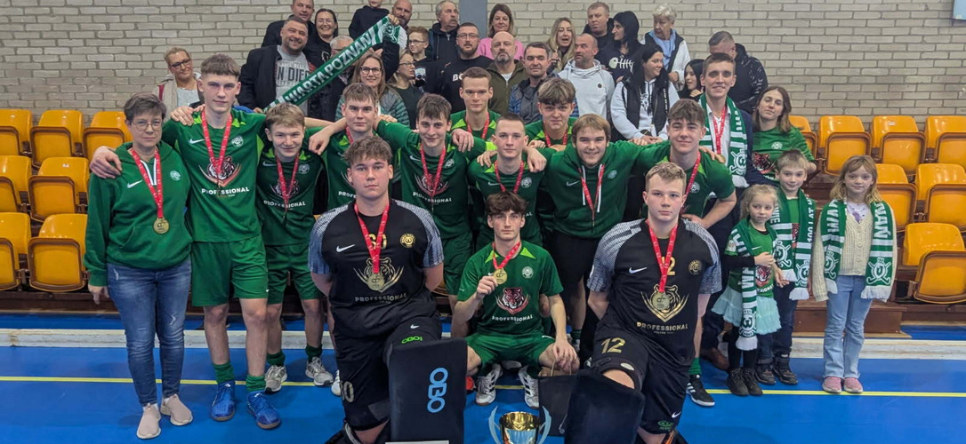 Juniorzy KS Warta Poznań Halowym Mistrzem Polski sezonu 2024/2025