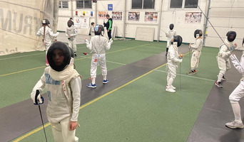 SZERMIERCZE ZAJĘCIA SPORTOWE JAKO PRZECIWDZIAŁANIE UZALEŻNIENIOM I PATOLOGIOM SPOŁECZNYM